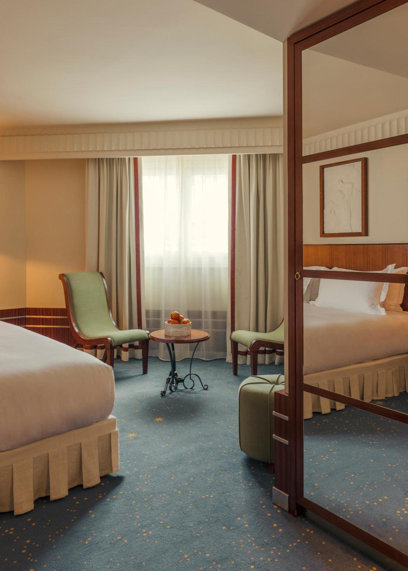 Hotel Des Grands Voyageurs Parijs Buitenkant foto
